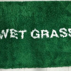 Off white - Green 'Wet Grass' Rug
